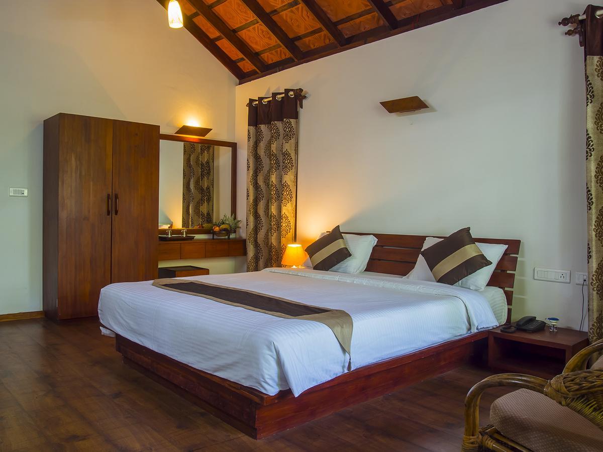 Edakkal Hermitage Resorts Ambalavayal Extérieur photo