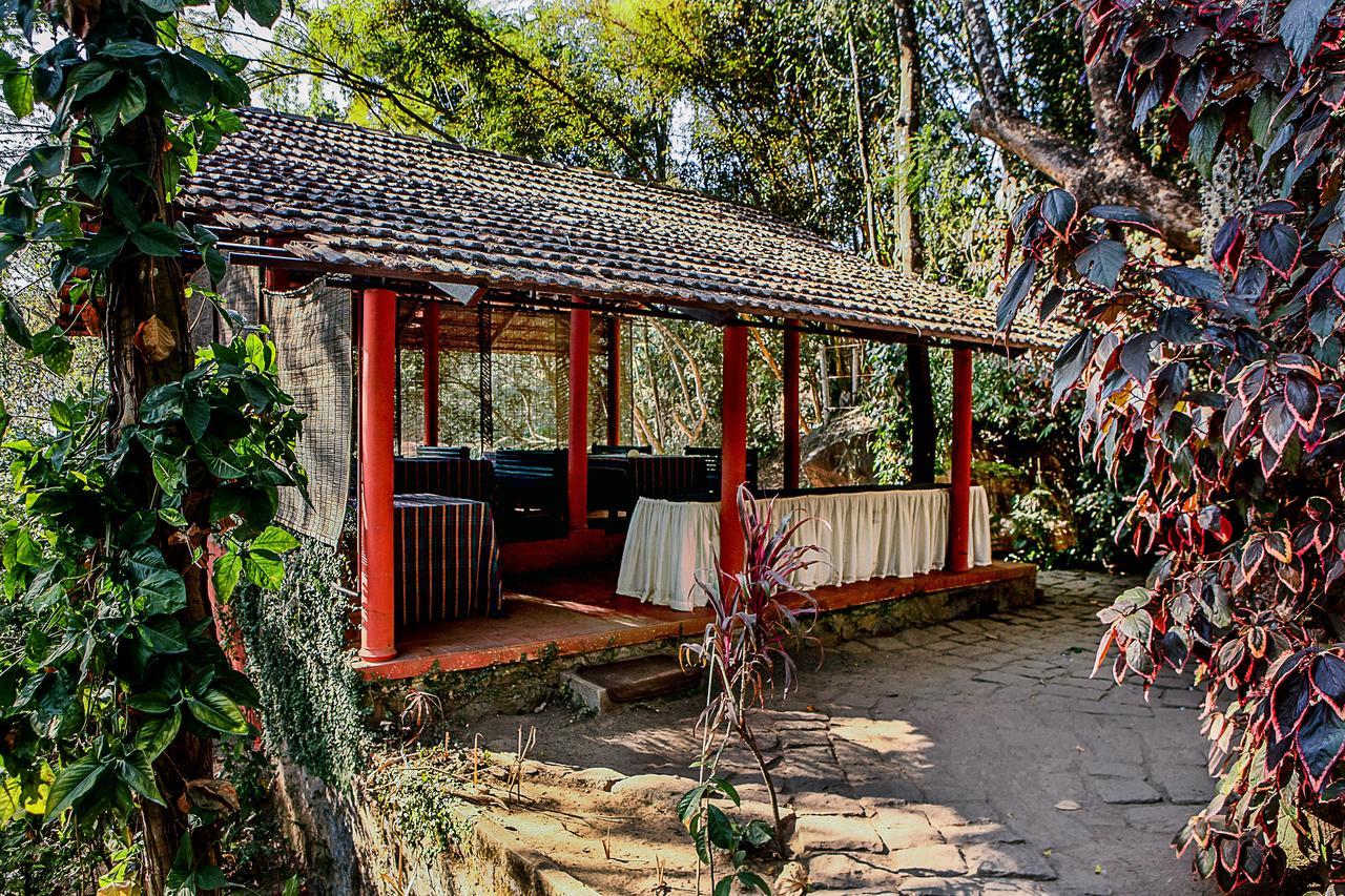 Edakkal Hermitage Resorts Ambalavayal Extérieur photo